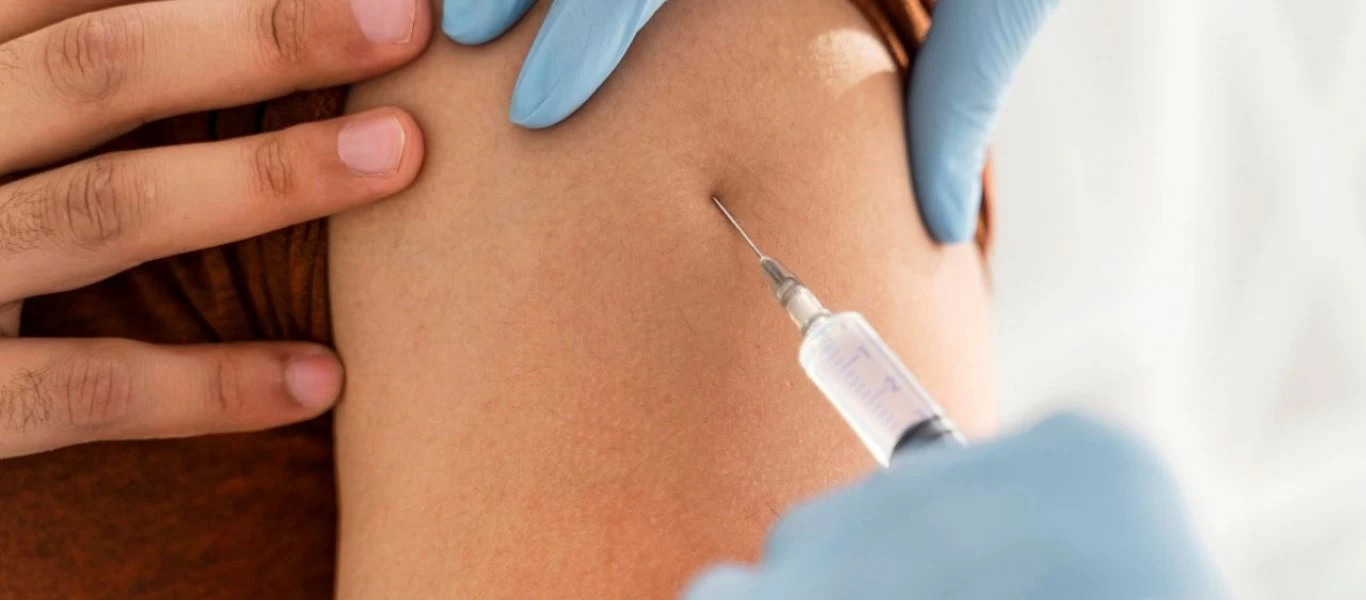 Κορωνοϊός: Ξεκίνησε σήμερα ο μαζικός εμβολιασμός κρατουμένων σε όλα τα Καταστήματα Κράτησης